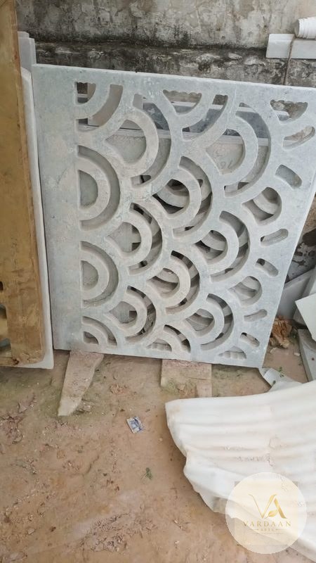 Contemporary Wave Jali Panel — hand-carved Makrana marble Jali Work for home by Vardaan Arts