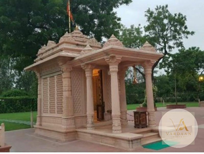 Sandstone Porch Mandir — hand-carved Makrana marble Outdoor Temples for home by Vardaan Arts